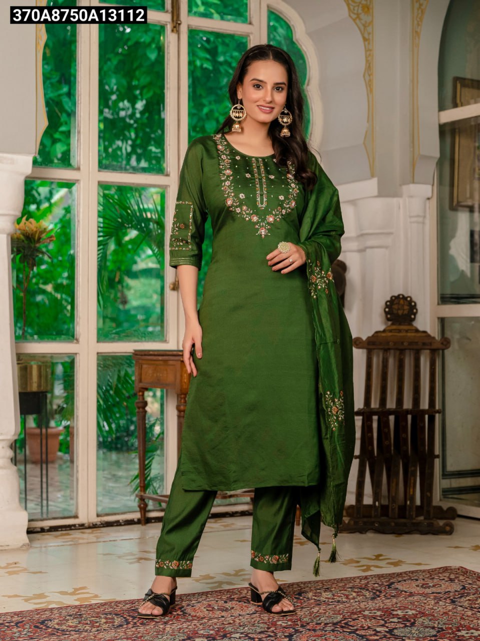Elegant Straight Kurti Pant Dupatta Set